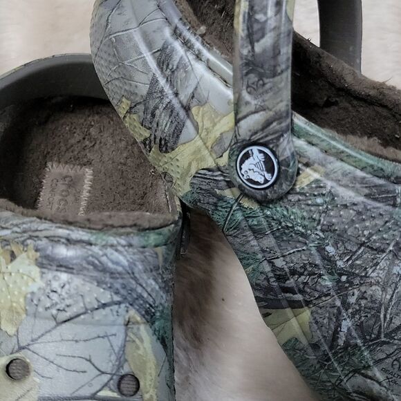 CROCS CLASSIC REALTREE EDGE LINED CLOG, MEN'S 5, WOMEN'S 7 - Picture 4 of 13